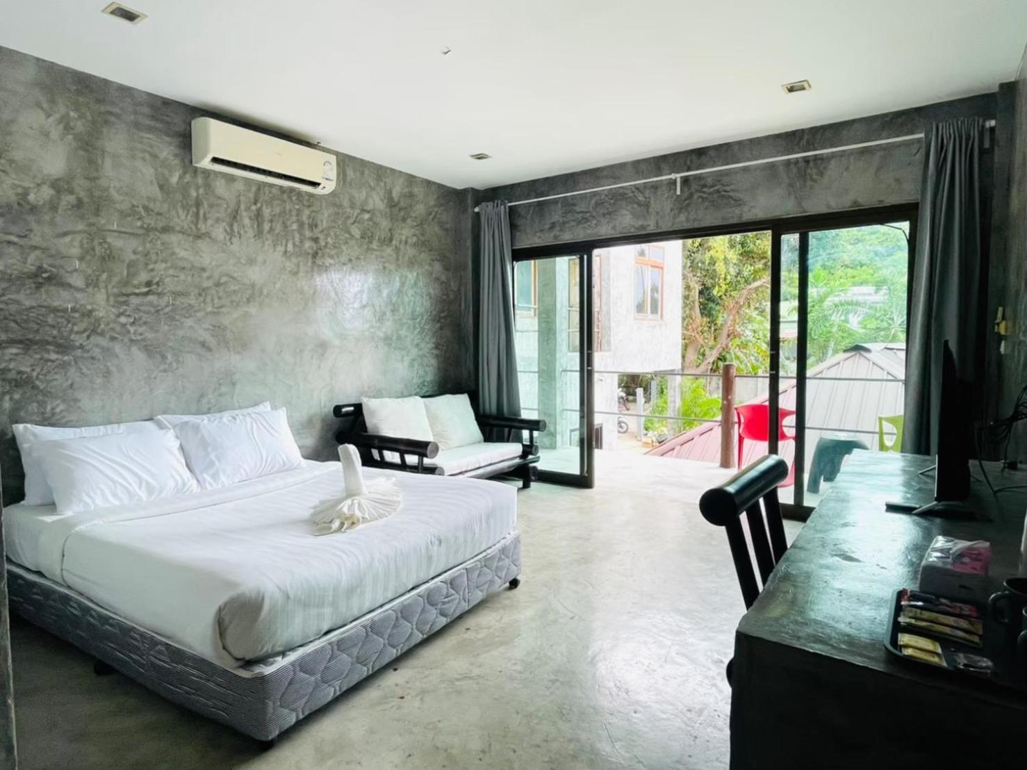 The Sea Resort Haad Rin Exterior photo
